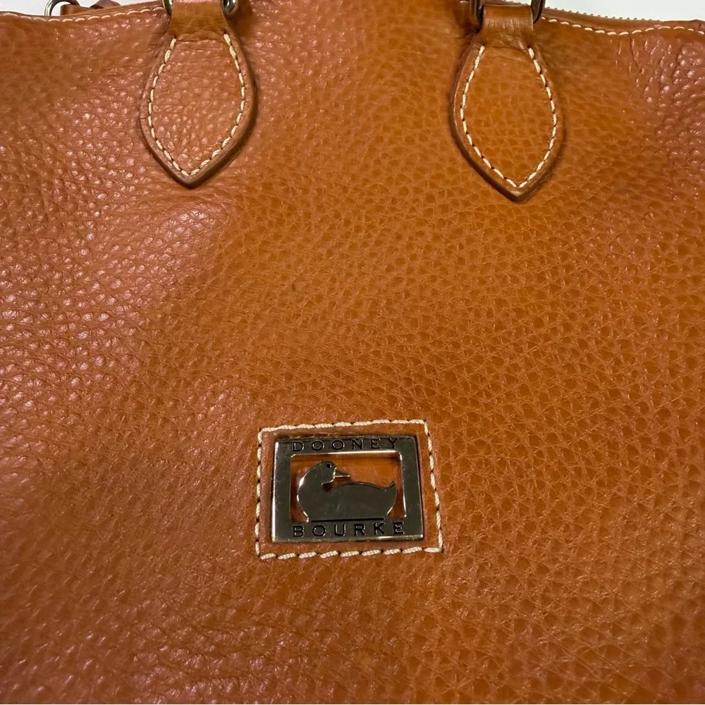 Dooney & Bourke Vintage Pebbled Tan Leather Handbag Y2K Preppy Quiet Luxury Zip - Picture 3 of 13
